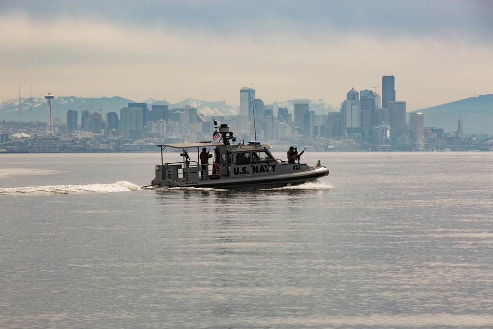 34' Sea Ark Patrol boat